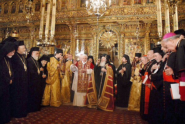 Papst Benedikt XVI. beim Besuch in der Türkei.